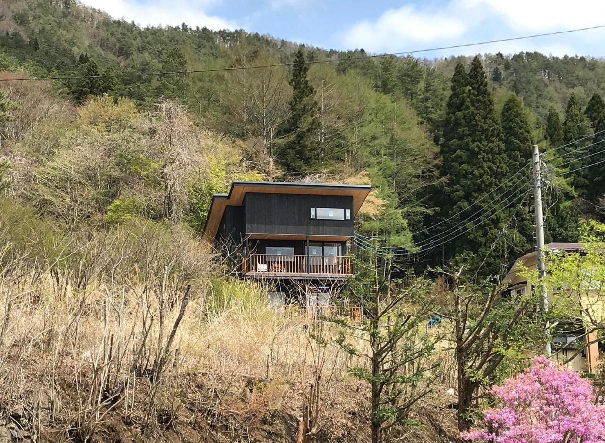 とけとけ山荘 Villa Fujikawaguchiko Buitenkant foto